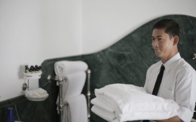 Come gestire le relazioni interne di un hotel: dal General Manager allo staff